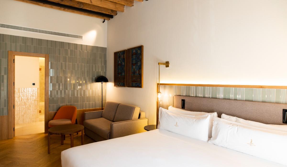 Grand Double Room con vistas a la ciudad 1 Grand Double Room con vistas a la ciudad 1